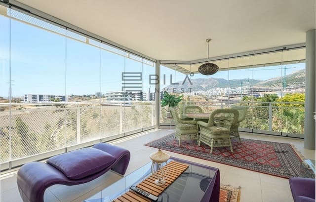 3 soveværelse Penthouse til salg i El Higuerón, Fuengirola med swimmingpool - € 1.098.000 (Ref: 9609741)