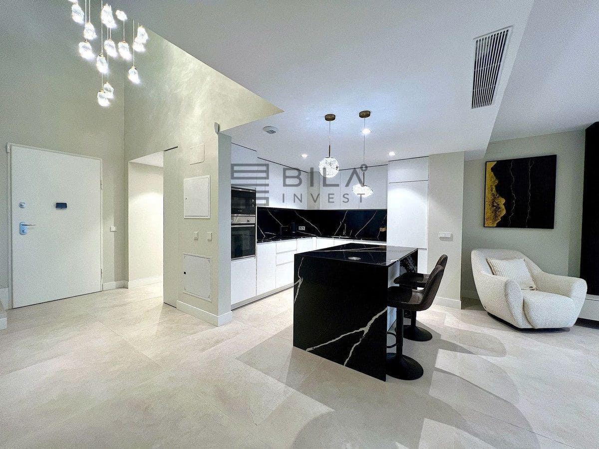 Casa de 3 habitaciones en El Chaparral en venta con piscina - 1.095.000 € (Ref: 9609742)