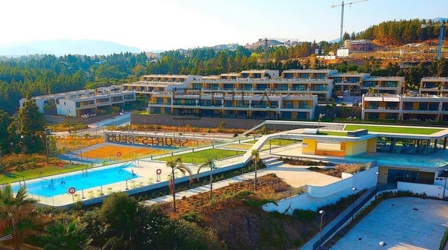 Casa de 3 habitaciones en El Chaparral, Mijas en venta con piscina - 1.095.000 € (Ref: 9609742)