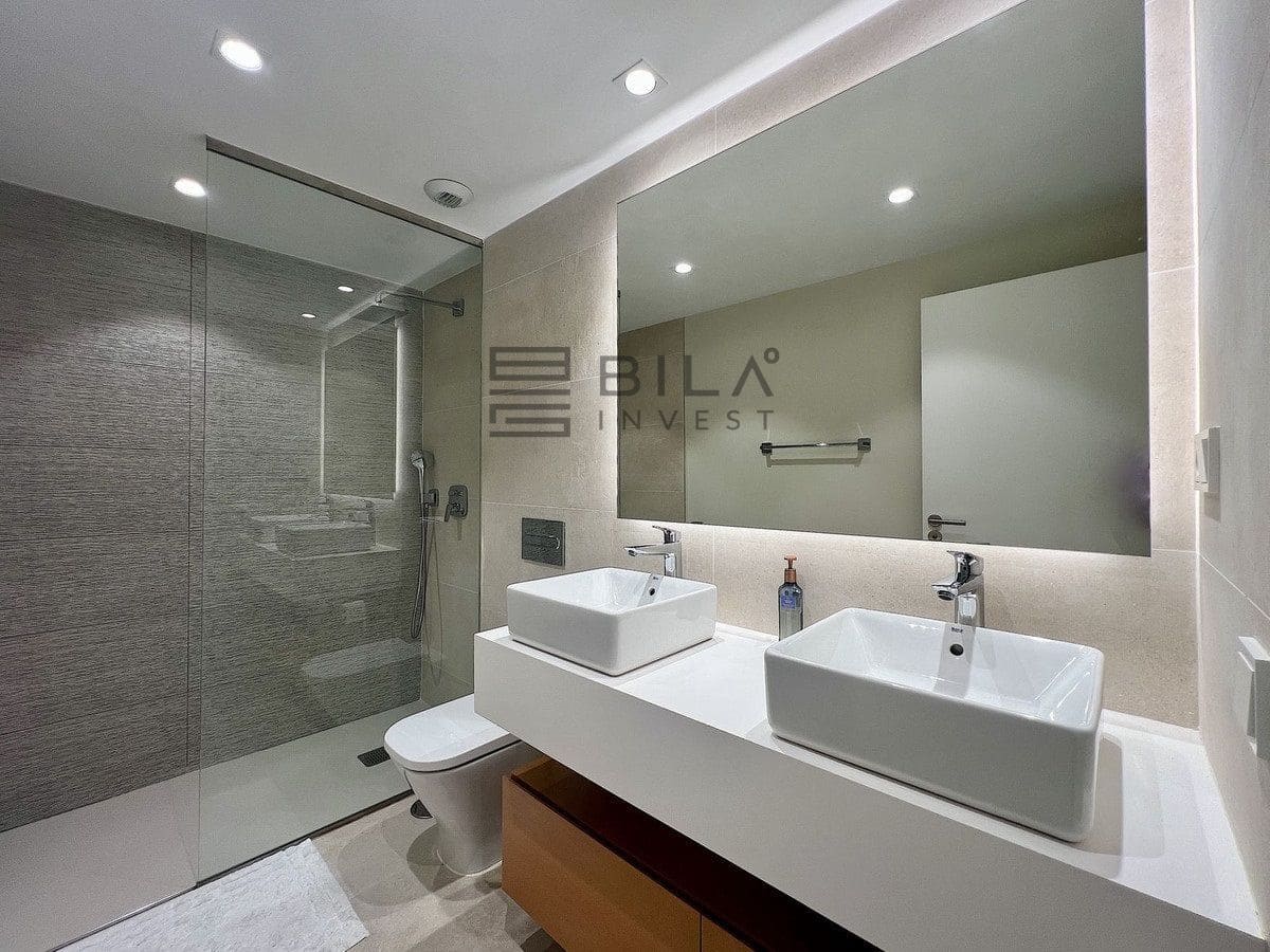 Casa de 3 habitaciones en El Chaparral en venta con piscina - 1.095.000 € (Ref: 9609742)