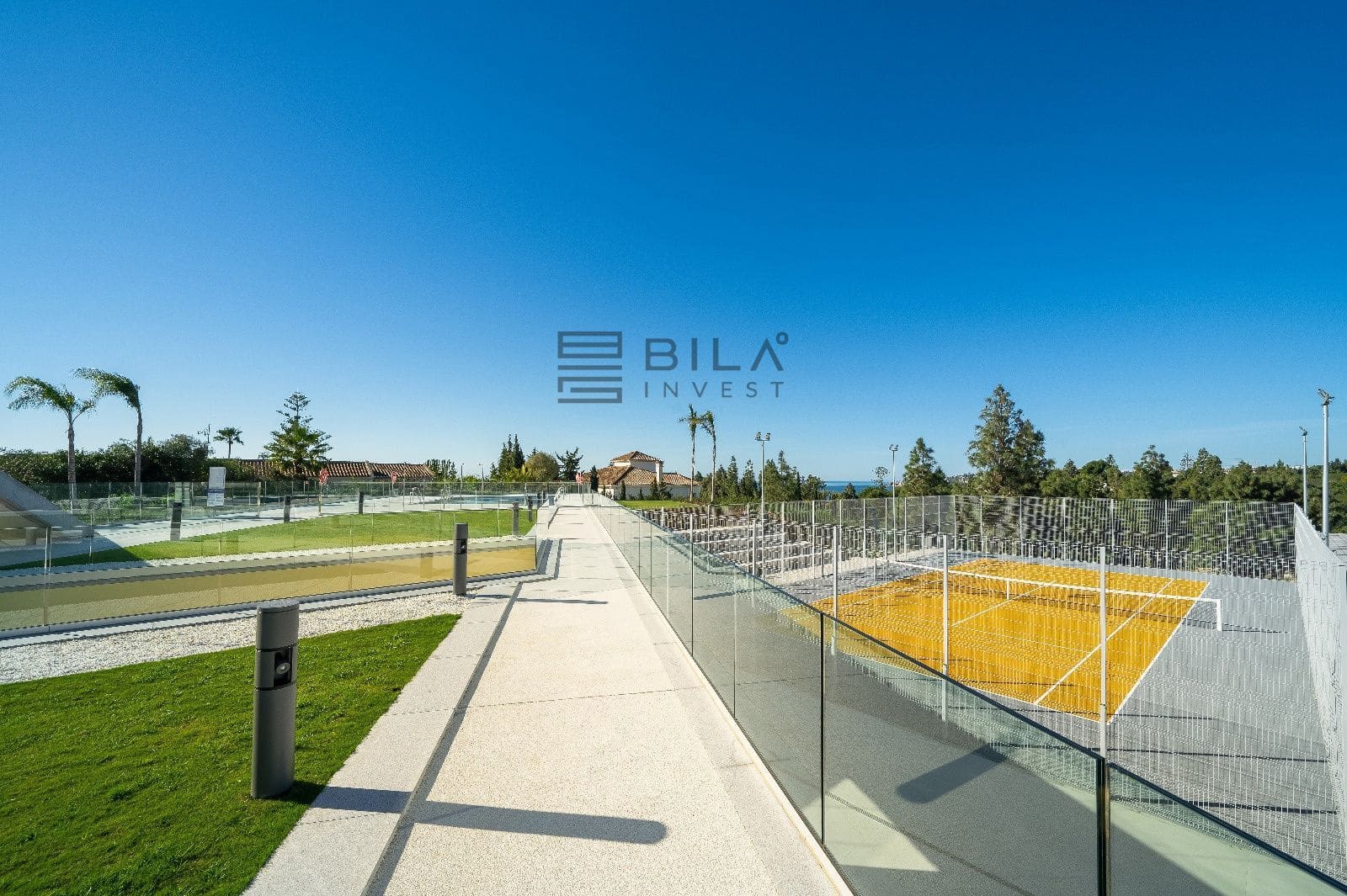 Casa de 3 habitaciones en El Chaparral en venta con piscina - 1.095.000 € (Ref: 9609742)