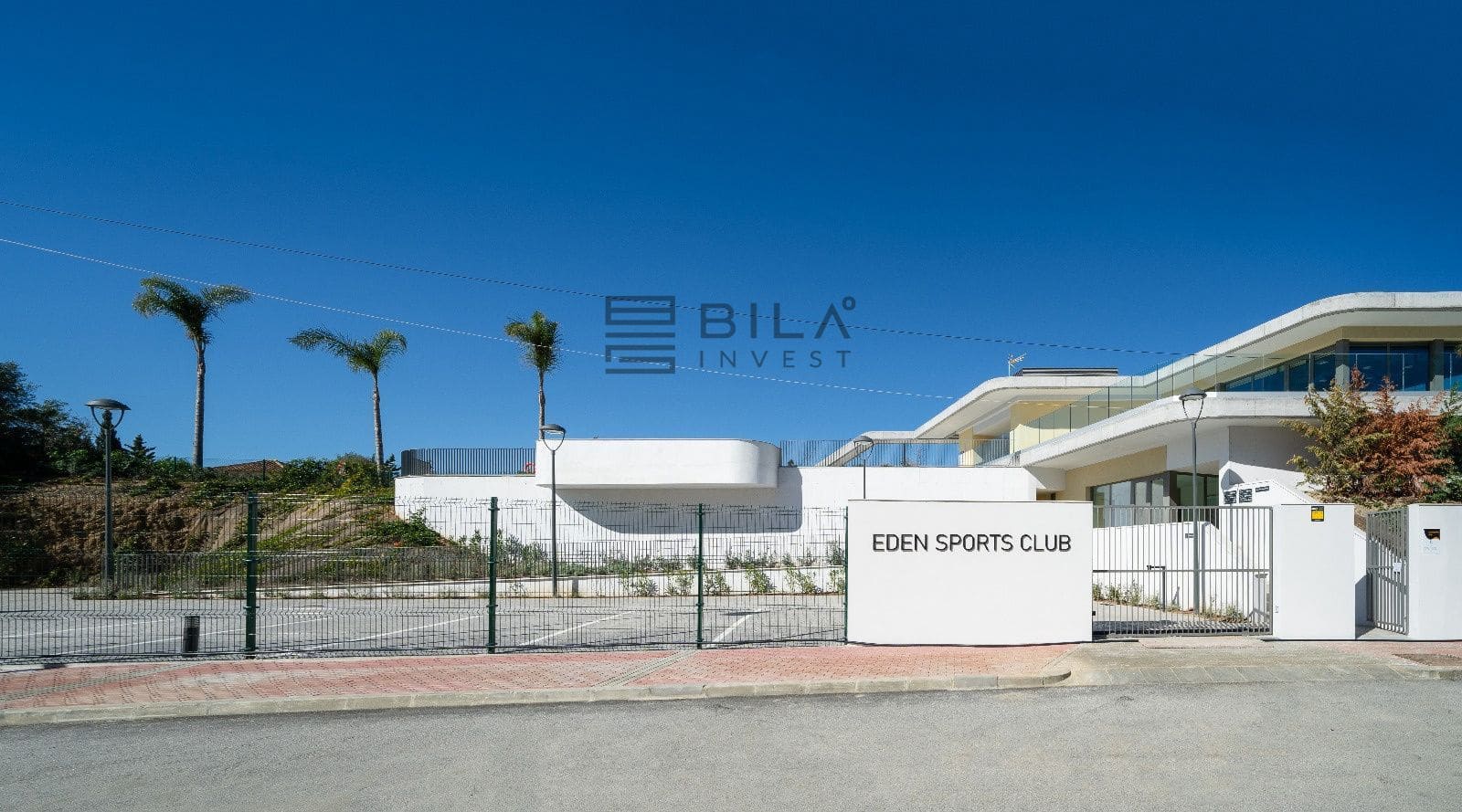 Casa de 3 habitaciones en El Chaparral en venta con piscina - 1.095.000 € (Ref: 9609742)