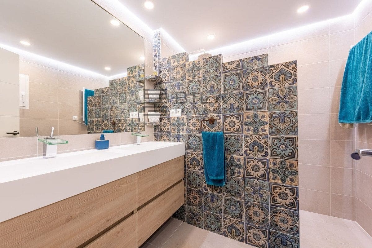 2 sovrum Lägenhet till salu i La Cala de Mijas med pool garage - 599 000 € (Ref: 9609743)