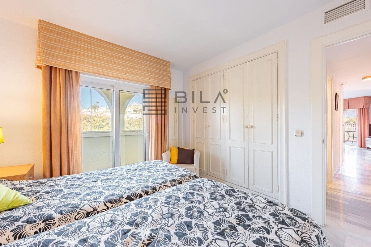 2 sovrum Lägenhet till salu i La Cala de Mijas med pool garage - 599 000 € (Ref: 9609743)