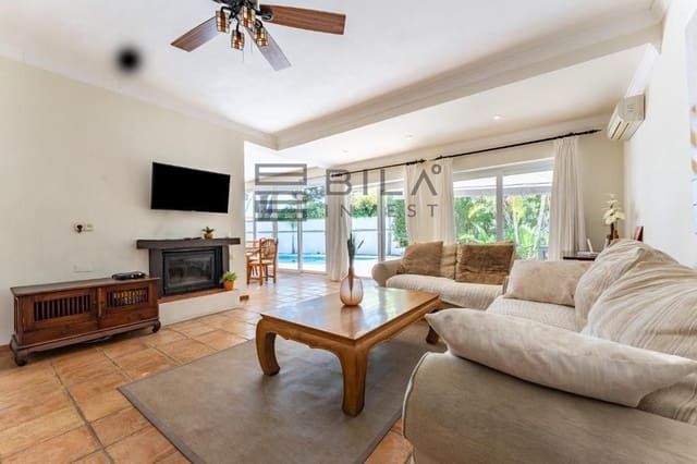 5 bedroom Villa for sale in Marbesa, Marbella with pool garage - € 1,300,000 (Ref: 9609750)