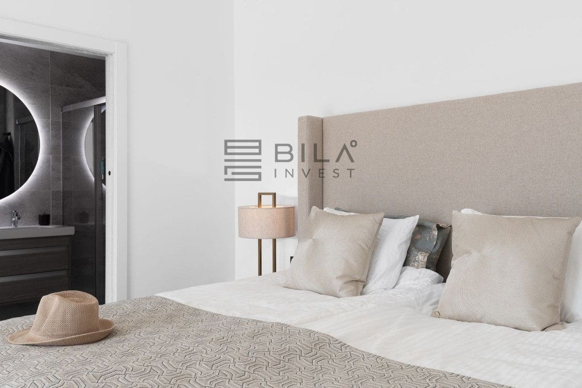 3 slaapkamer Penthouse te koop in Benalmadena met zwembad - € 1.350.000 (Ref: 9609751)