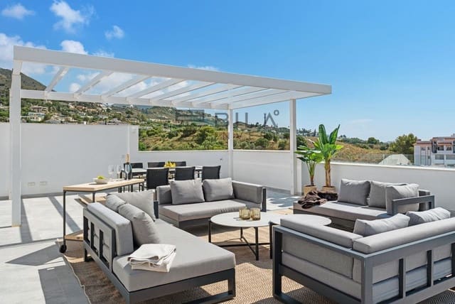 3 slaapkamer Penthouse te koop in La Capellanía - El Higuerón, Benalmádena met zwembad - € 1.350.000 (Ref: 9609751)