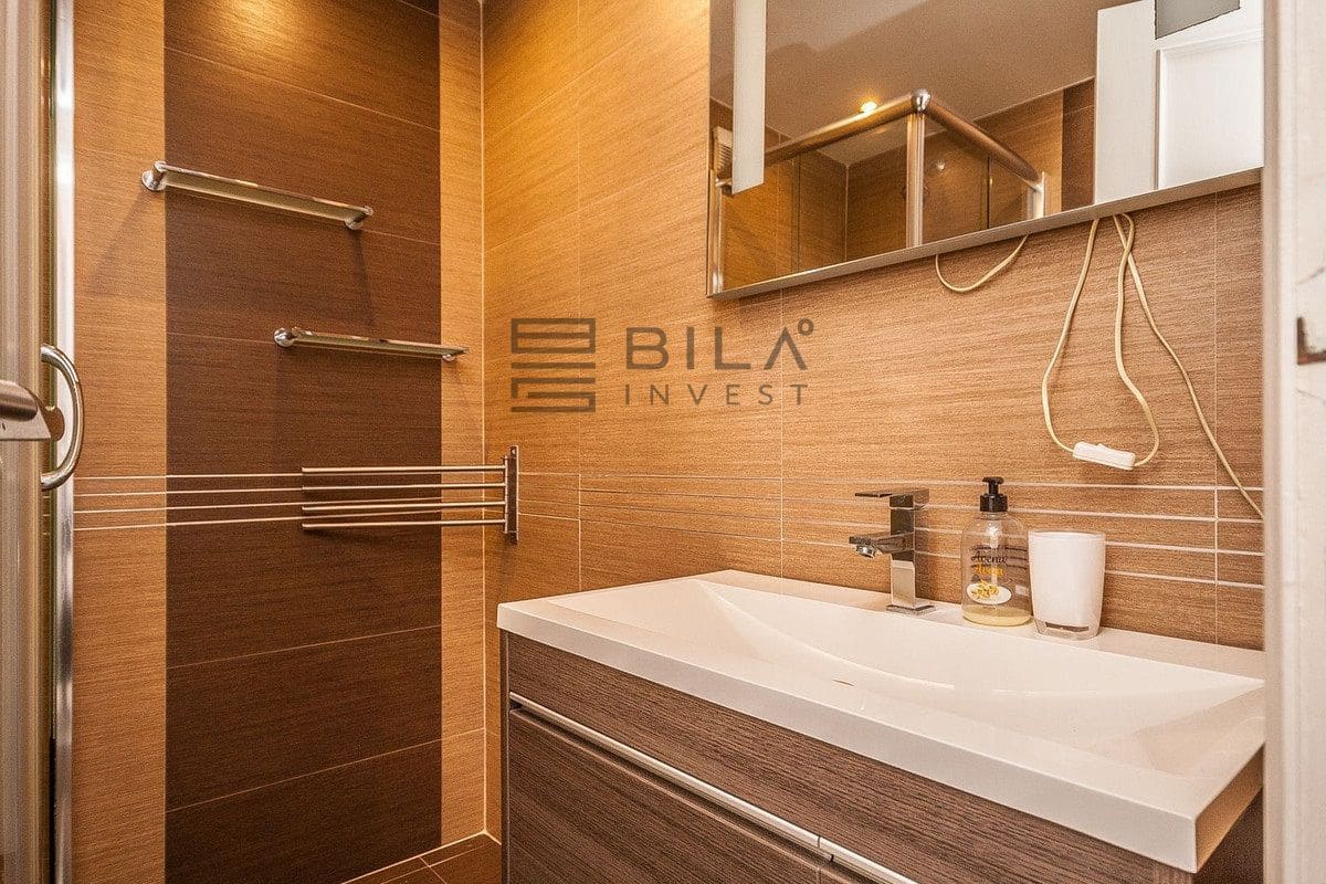 2 bedroom Flat for sale in Calahonda with pool - € 314,950 (Ref: 9609753)