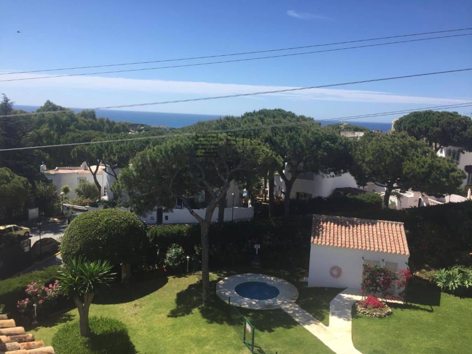 2 bedroom Flat for sale in Calahonda with pool - € 314,950 (Ref: 9609753)