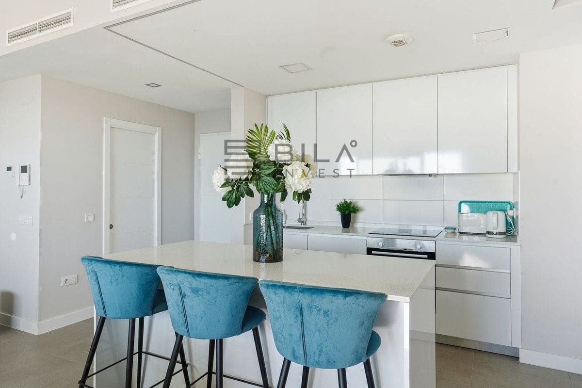 3 soveværelse Penthouse til salg i Benalmadena med swimmingpool - € 687.000 (Ref: 9609754)