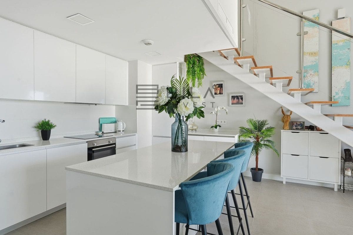 3 soveværelse Penthouse til salg i Benalmadena med swimmingpool - € 687.000 (Ref: 9609754)