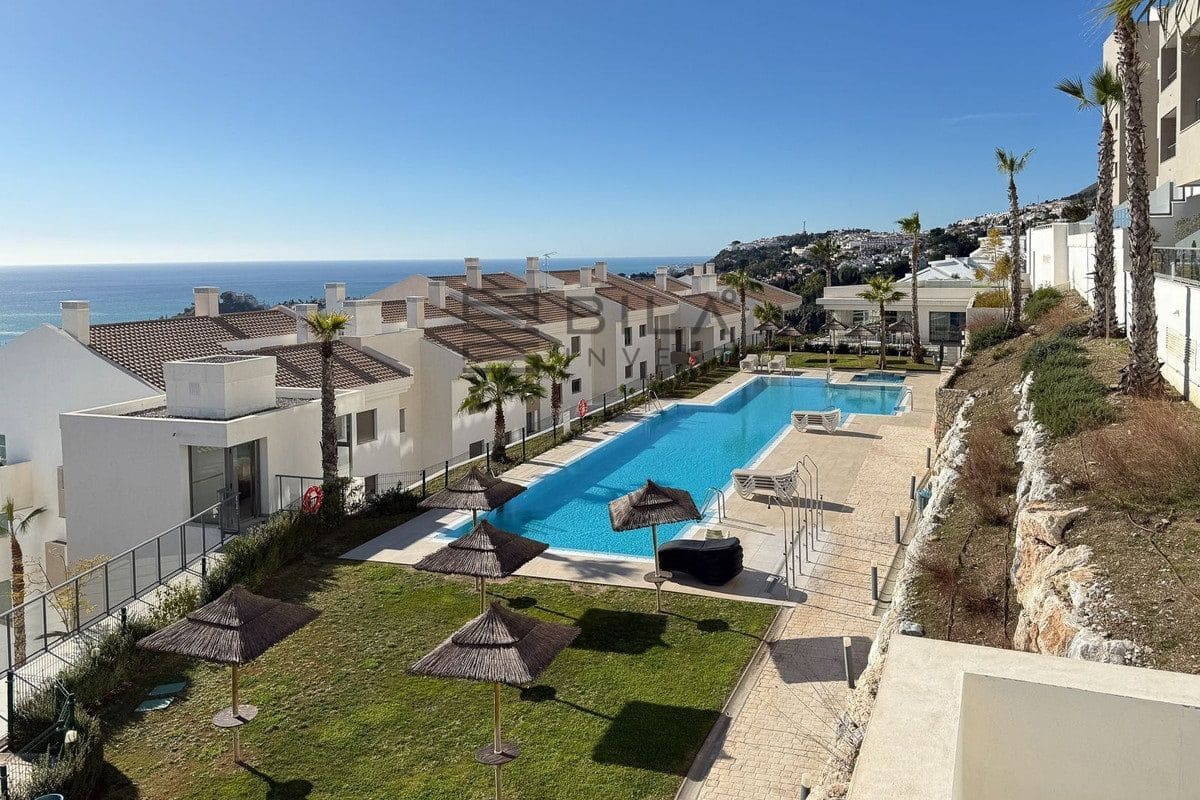 3 soveværelse Penthouse til salg i Benalmadena med swimmingpool - € 687.000 (Ref: 9609754)