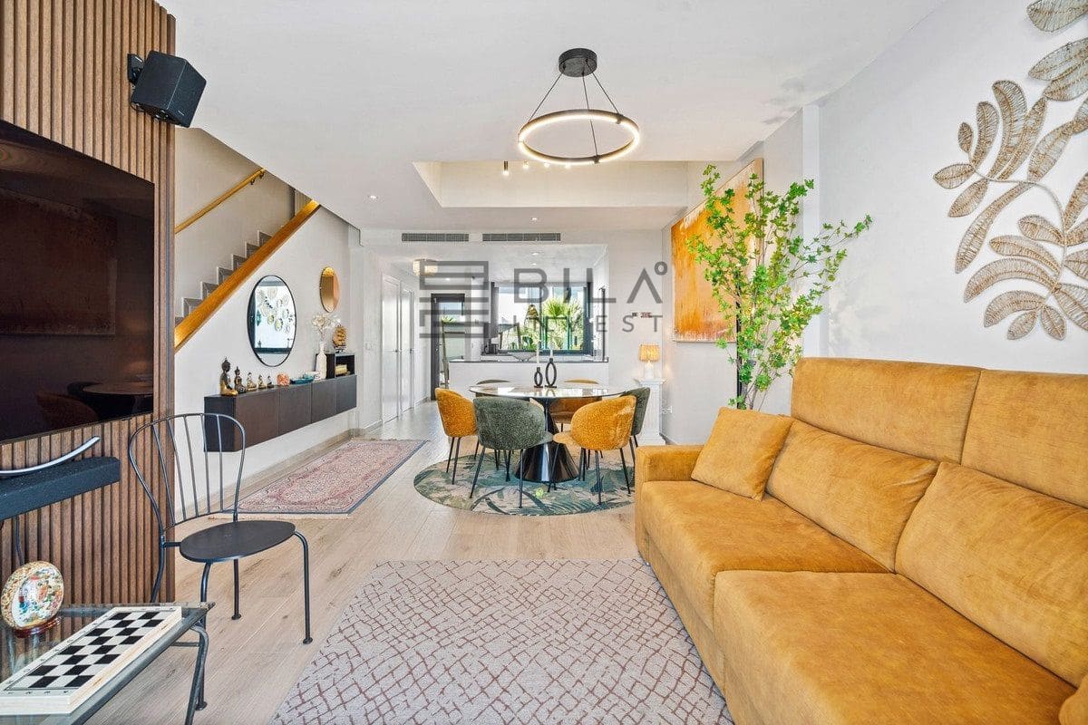 Casa de 3 habitaciones en Fuengirola en venta con piscina garaje - 899.000 € (Ref: 9609756)