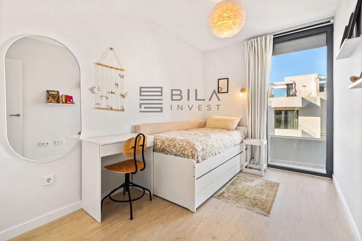 Casa de 3 habitaciones en Fuengirola en venta con piscina garaje - 899.000 € (Ref: 9609756)