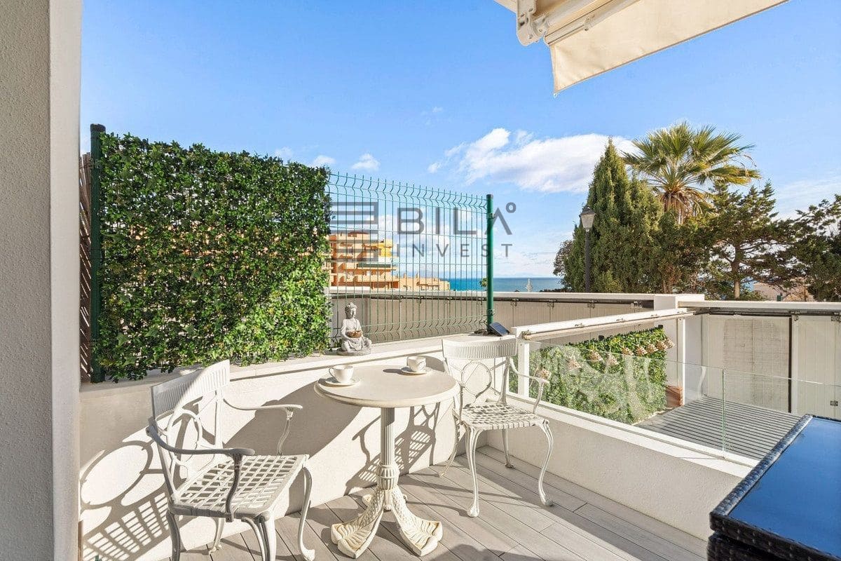 Casa de 3 habitaciones en Fuengirola en venta con piscina garaje - 899.000 € (Ref: 9609756)