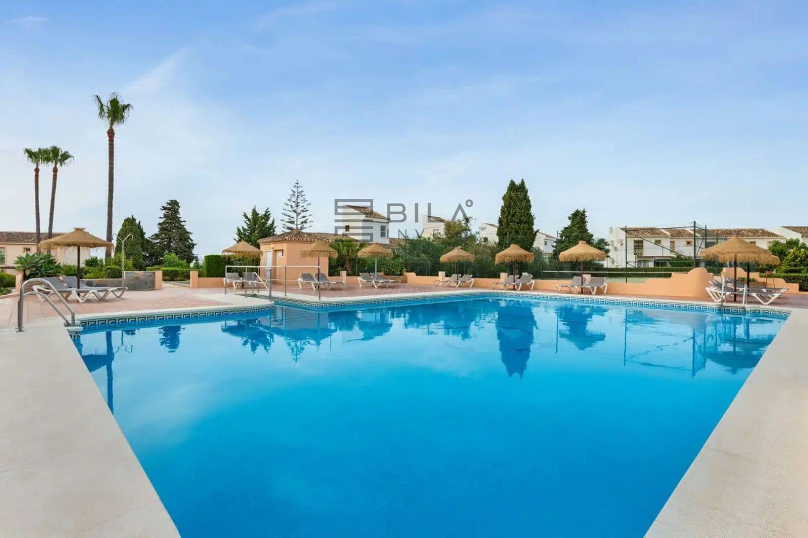 2 bedroom Townhouse for sale in El Chaparral with pool garage - € 380,000 (Ref: 9609758)