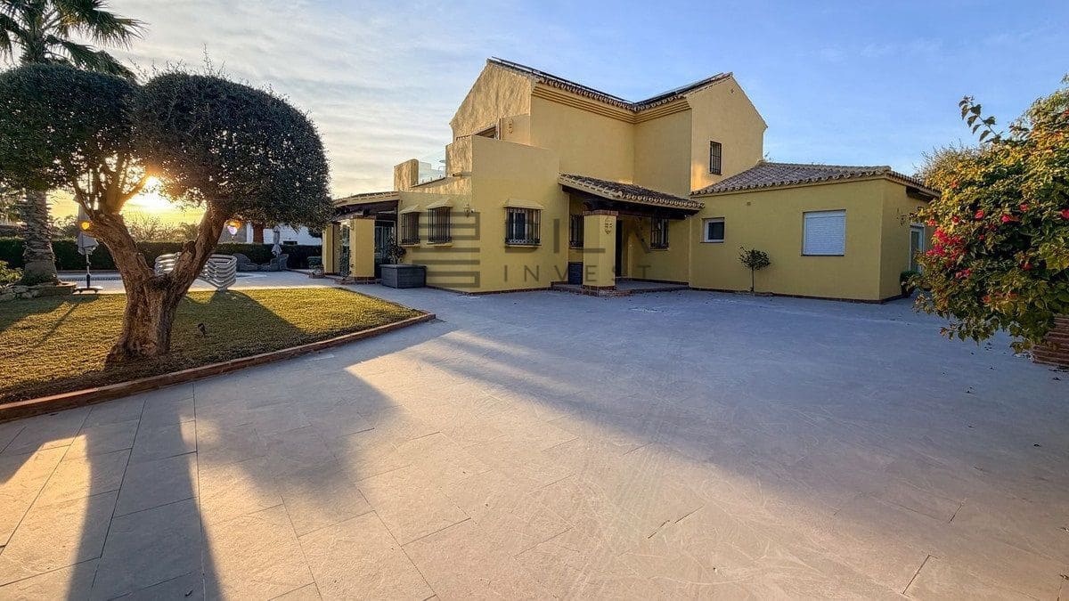 4 camera da letto Villa in vendita in Mijas Golf con piscina garage - 1.285.000 € (Rif: 9609759)