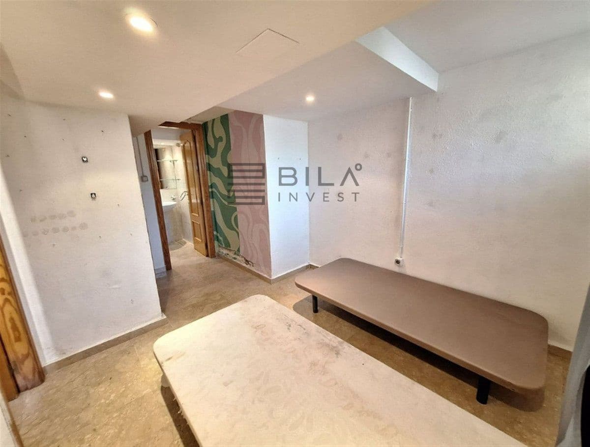 4 soverom Hus til salgs i Nueva Andalucia med svømmebasseng garasje - € 599 000 (Ref: 9609762)