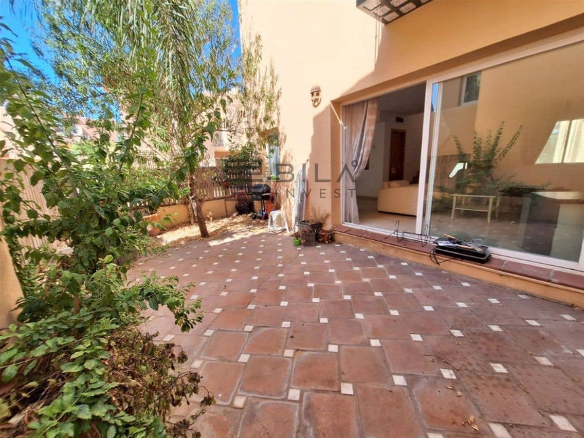 4 soverom Hus til salgs i Nueva Andalucia med svømmebasseng garasje - € 599 000 (Ref: 9609762)