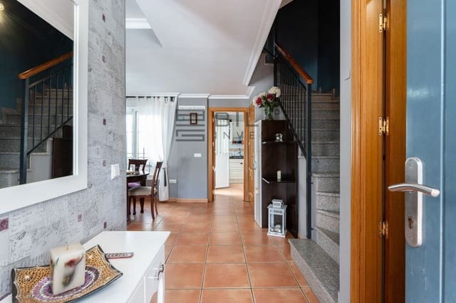 4 soverom Hus til salgs i Torreblanca, Fuengirola - € 455 000 (Ref: 9609764)