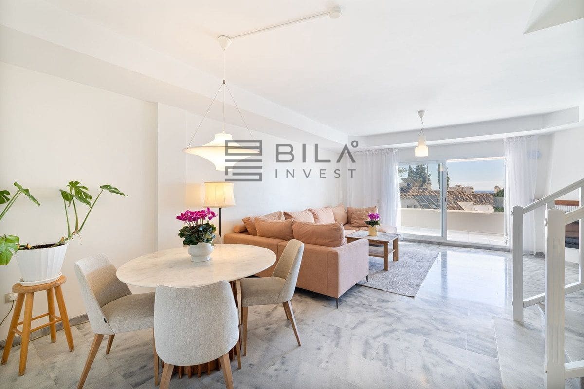 3 makuuhuone Omakotitalo myytävänä paikassa Fuengirola mukana uima-altaan 
autotalli - 590 000 € (Ref: 9609768)