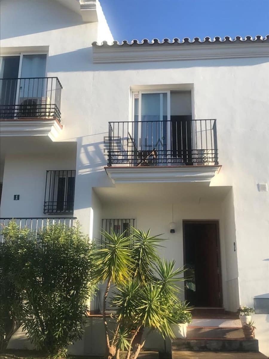 3 chambre Maison de Ville à vendre à Riviera del Sol avec piscine - 549 000 € (Ref: 9609769)