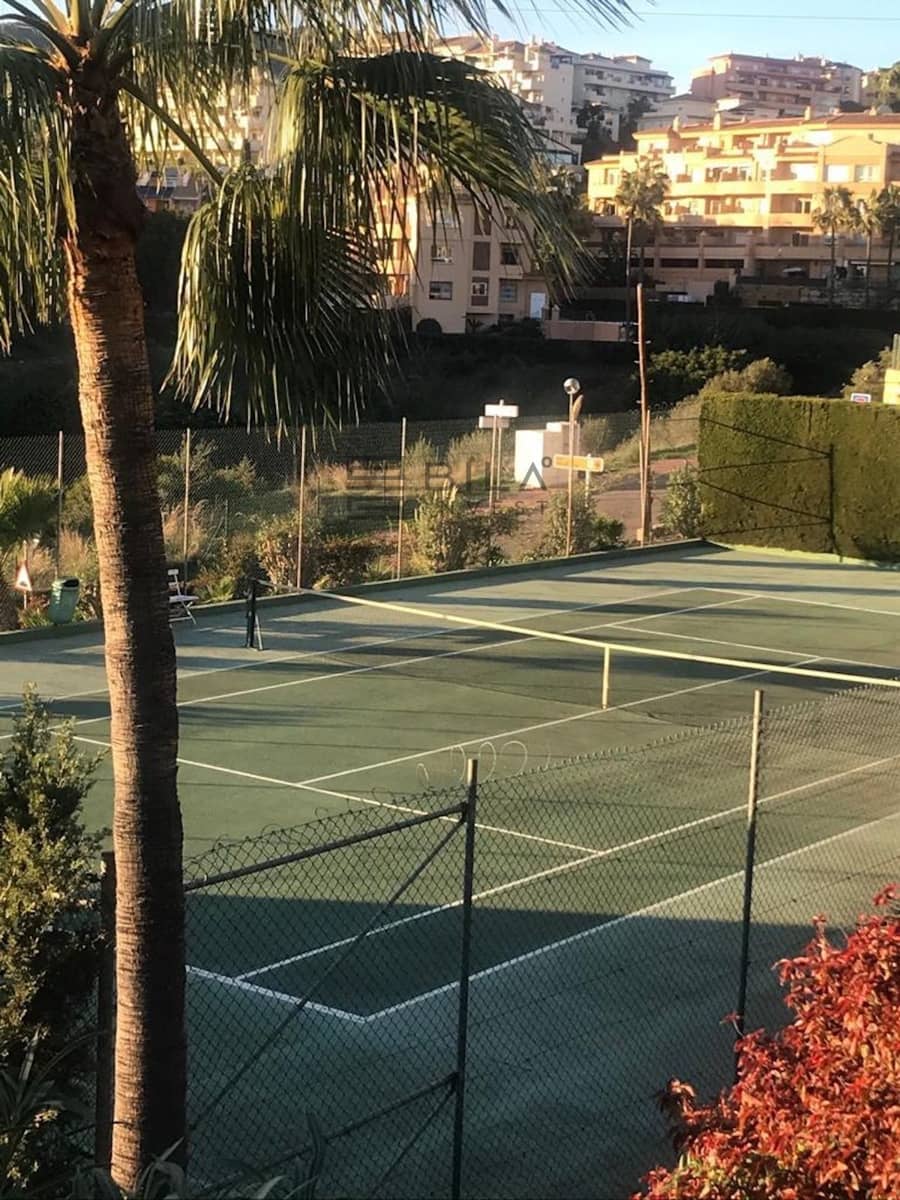 3 chambre Maison de Ville à vendre à Riviera del Sol avec piscine - 549 000 € (Ref: 9609769)