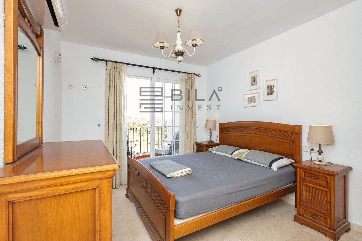 4 chambre Maison de Ville à vendre à Riviera del Sol avec piscine garage - 675 000 € (Ref: 9609770)