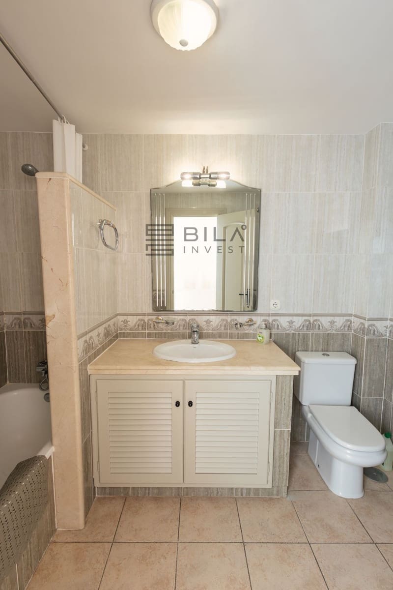 4 chambre Maison de Ville à vendre à Riviera del Sol avec piscine garage - 675 000 € (Ref: 9609770)