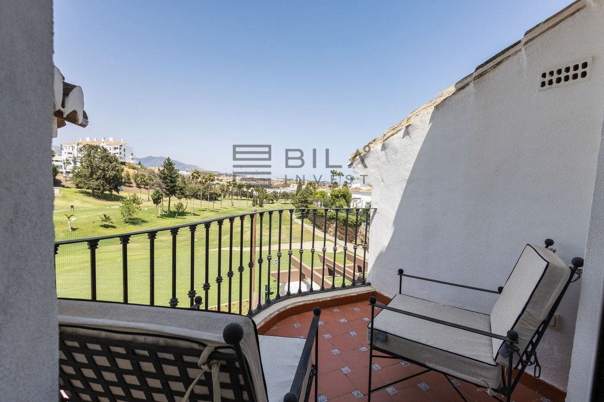 4 chambre Maison de Ville à vendre à Riviera del Sol avec piscine garage - 675 000 € (Ref: 9609770)