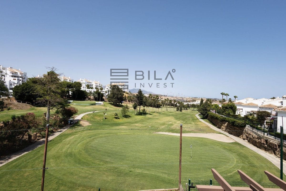 4 chambre Maison de Ville à vendre à Riviera del Sol avec piscine garage - 675 000 € (Ref: 9609770)