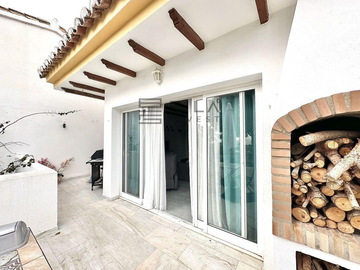 4 chambre Maison de Ville à vendre à Calahonda avec piscine garage - 495 000 € (Ref: 9609771)