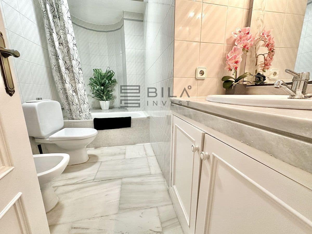 4 chambre Maison de Ville à vendre à Calahonda avec piscine garage - 495 000 € (Ref: 9609771)