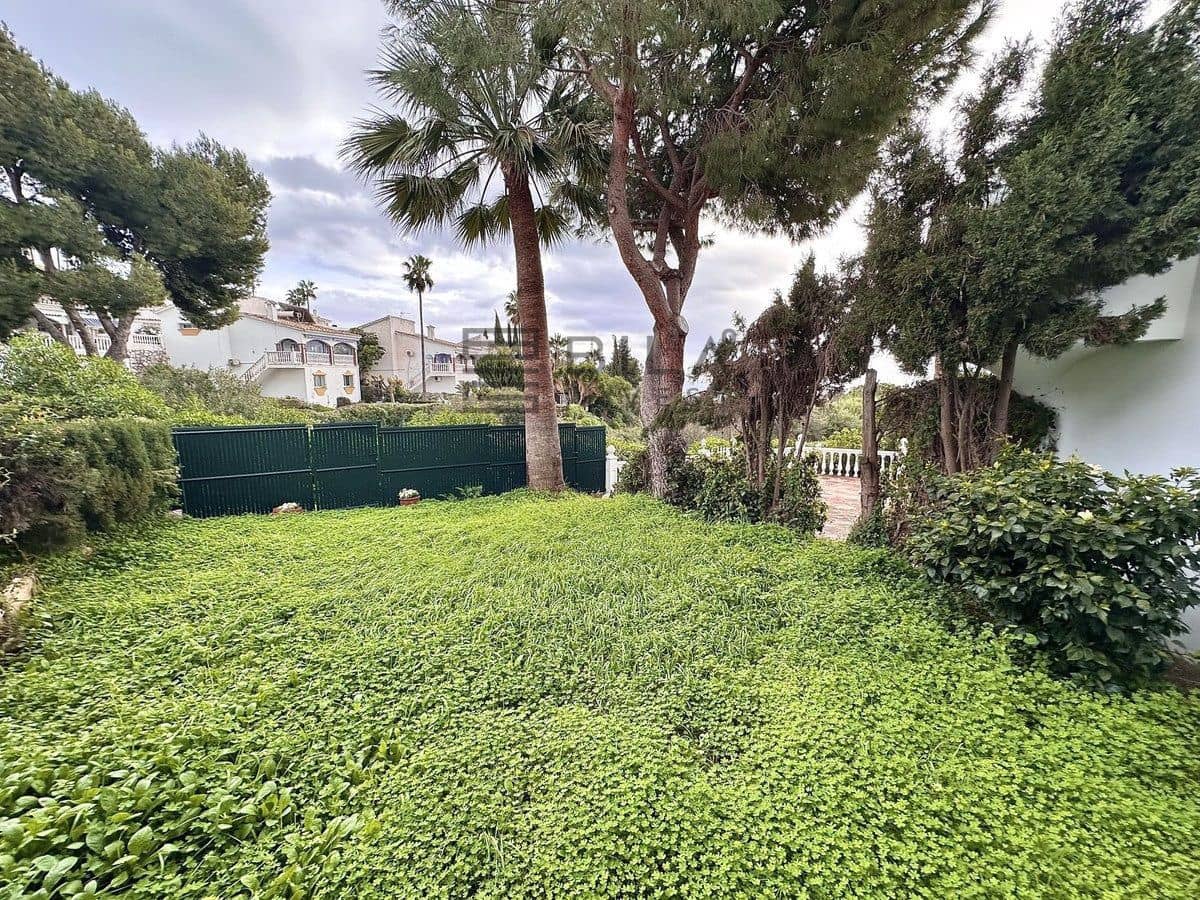 4 chambre Maison de Ville à vendre à Calahonda avec piscine garage - 495 000 € (Ref: 9609771)