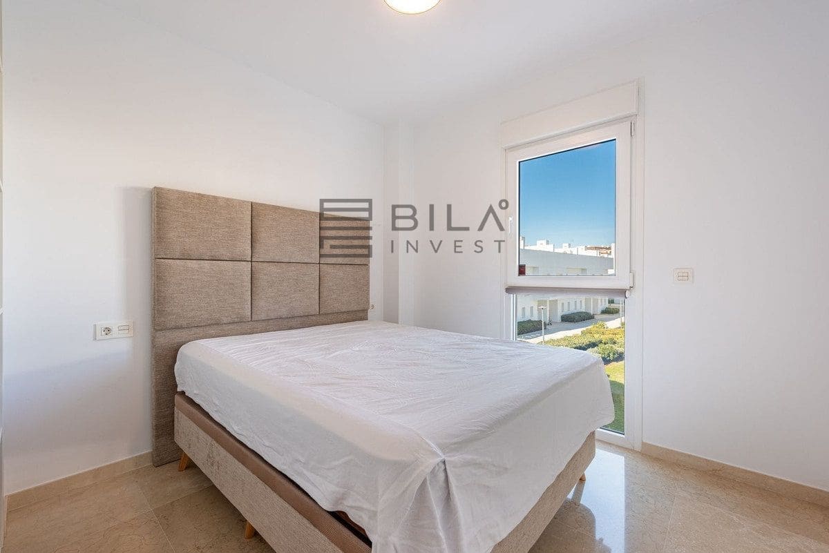 3 sypialnia Dom na sprzedaż w Calahonda z basenem garażem - 729 000 € (Ref: 9609772)