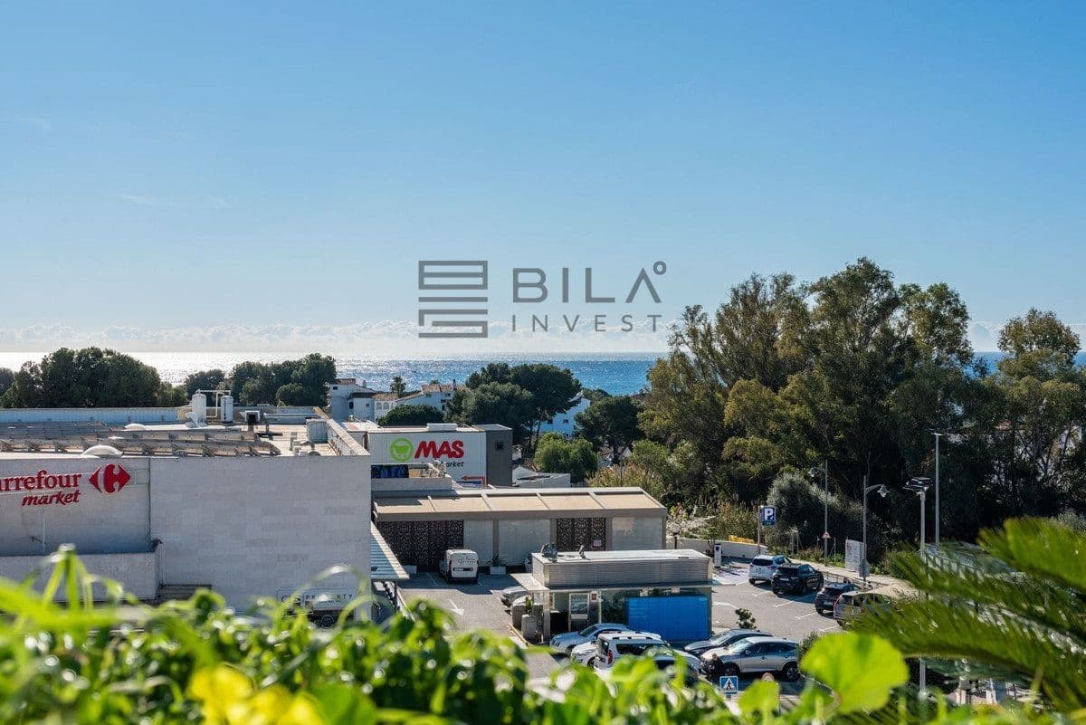 3 sypialnia Dom na sprzedaż w Calahonda z basenem garażem - 729 000 € (Ref: 9609772)