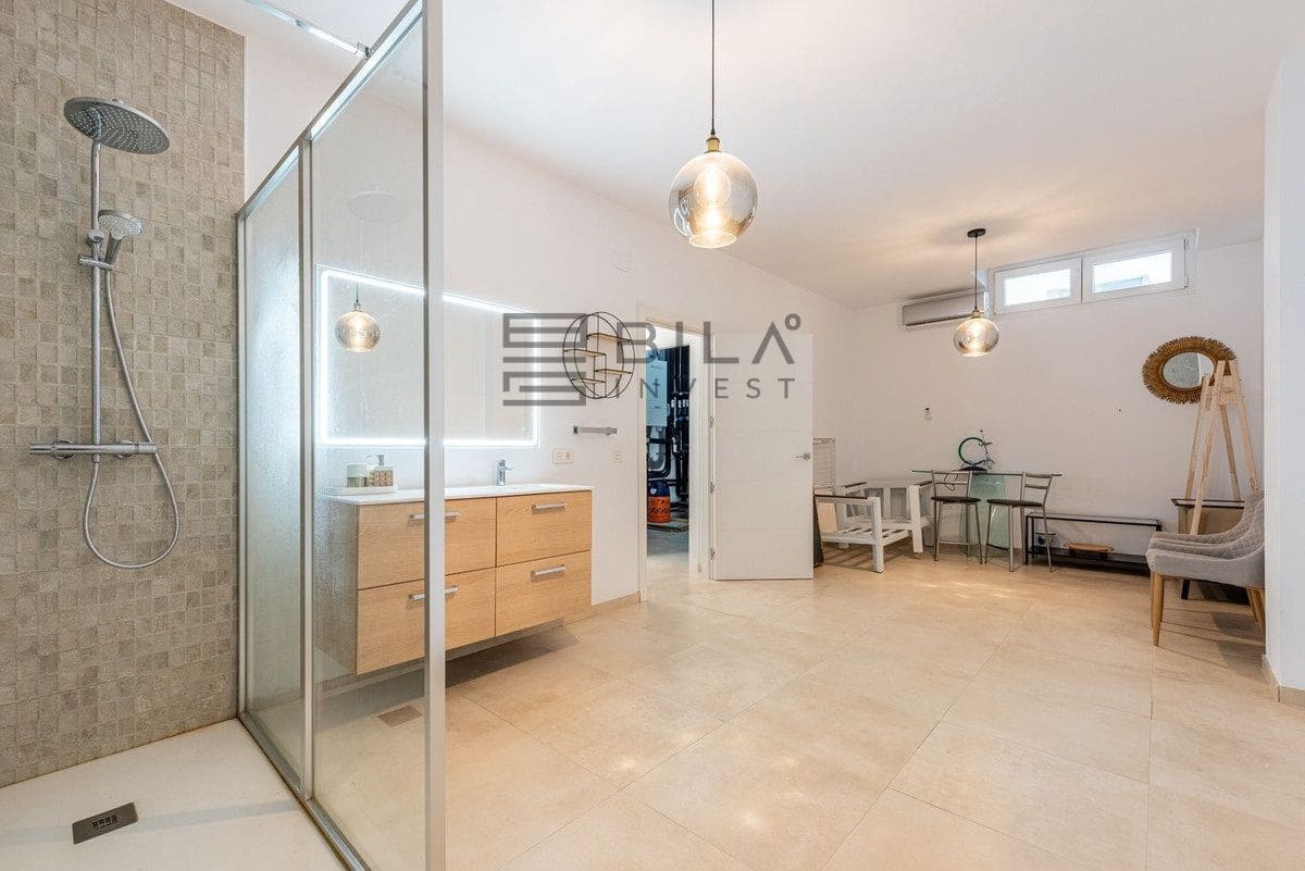 3 sypialnia Dom na sprzedaż w Calahonda z basenem garażem - 729 000 € (Ref: 9609772)