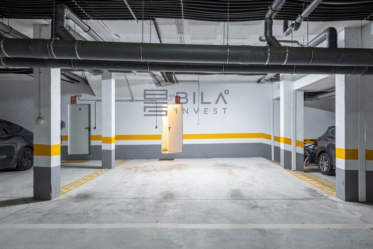 3 sypialnia Dom na sprzedaż w Calahonda z basenem garażem - 729 000 € (Ref: 9609772)