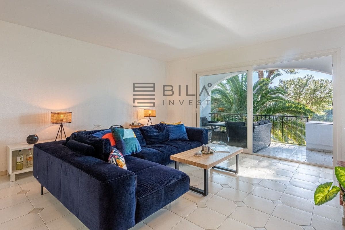 2 soveværelse Lejlighed til salg i Miraflores med swimmingpool garage - € 365.000 (Ref: 9609773)