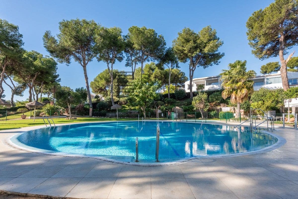 2 soveværelse Lejlighed til salg i Miraflores med swimmingpool garage - € 365.000 (Ref: 9609773)