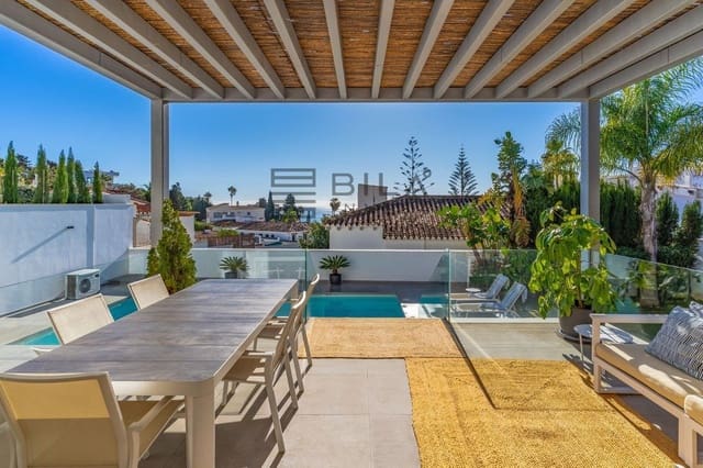 5 soveværelse Villa til salg i Torreblanca, Fuengirola med swimmingpool garage - € 1.480.000 (Ref: 9609774)