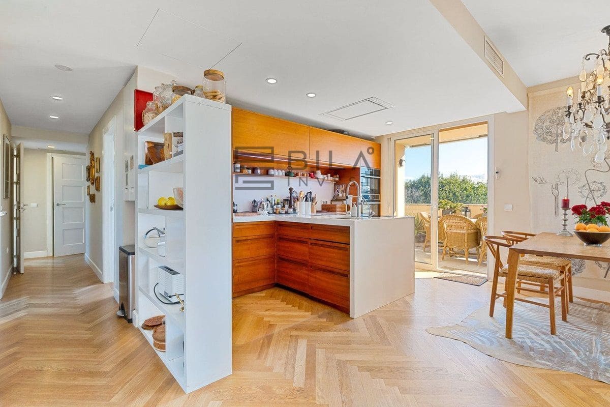 4 soveværelse Penthouse til salg i Fuengirola med swimmingpool - € 1.195.000 (Ref: 9609775)