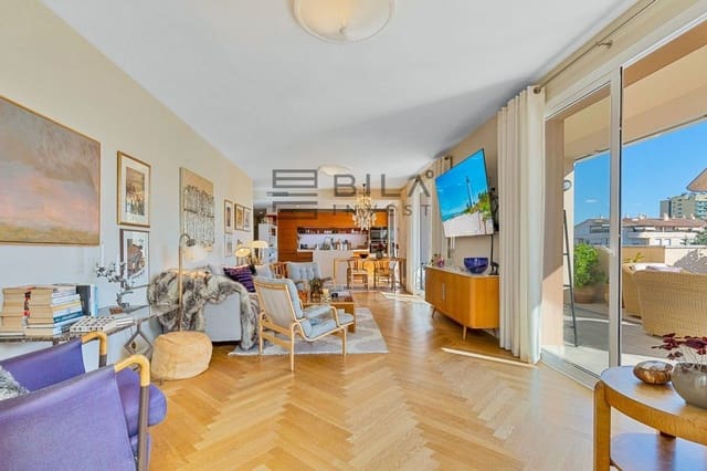 4 soveværelse Penthouse til salg i Centro ciudad, Fuengirola med swimmingpool - € 1.195.000 (Ref: 9609775)