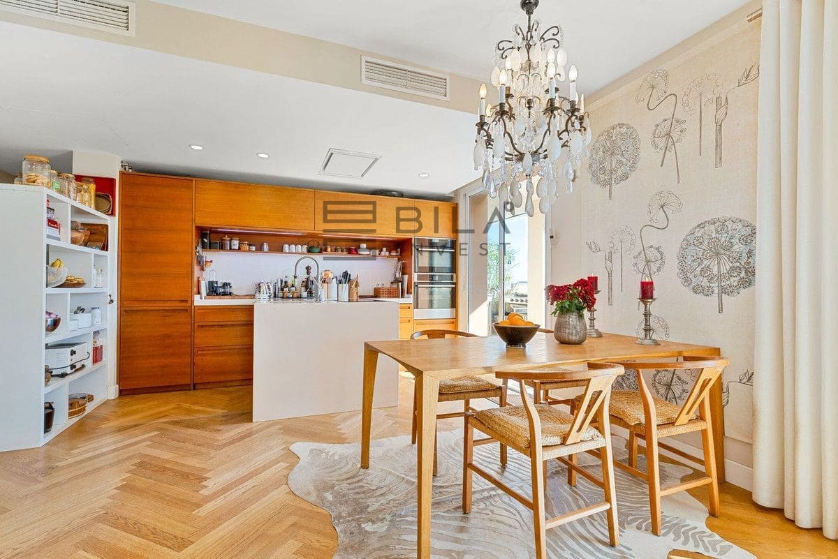 4 soveværelse Penthouse til salg i Fuengirola med swimmingpool - € 1.195.000 (Ref: 9609775)