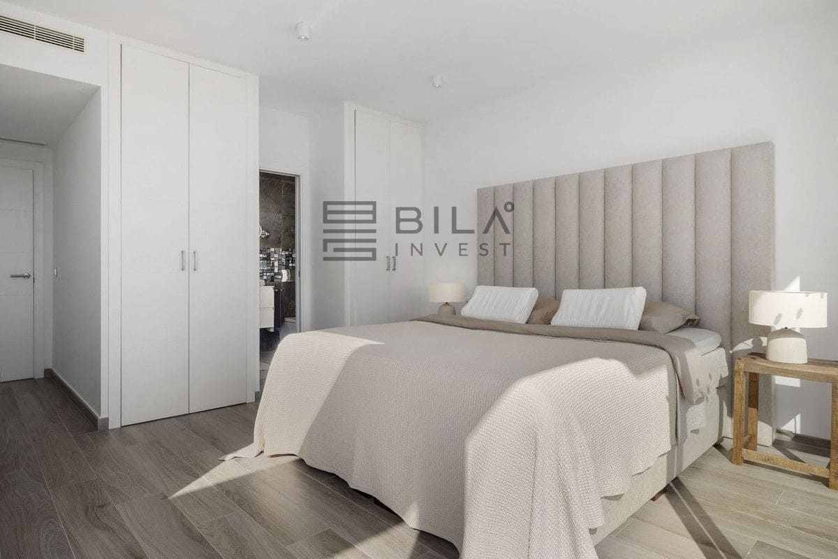 3 bedroom Villa for sale in Mijas with pool garage - € 1,350,000 (Ref: 9609779)