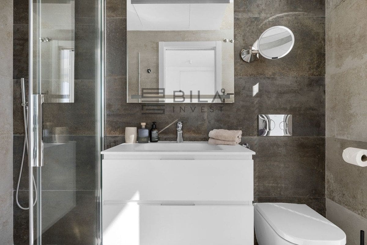 3 bedroom Villa for sale in Mijas with pool garage - € 1,350,000 (Ref: 9609779)