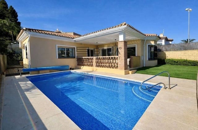 3 soveværelse Villa til salg i Riviera del Sol, Mijas med swimmingpool garage - € 730.000 (Ref: 9609780)