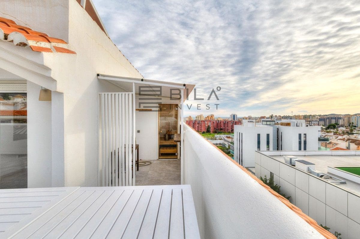 3 sovrum Takvåning till salu i Fuengirola med pool - 595 000 € (Ref: 9609782)