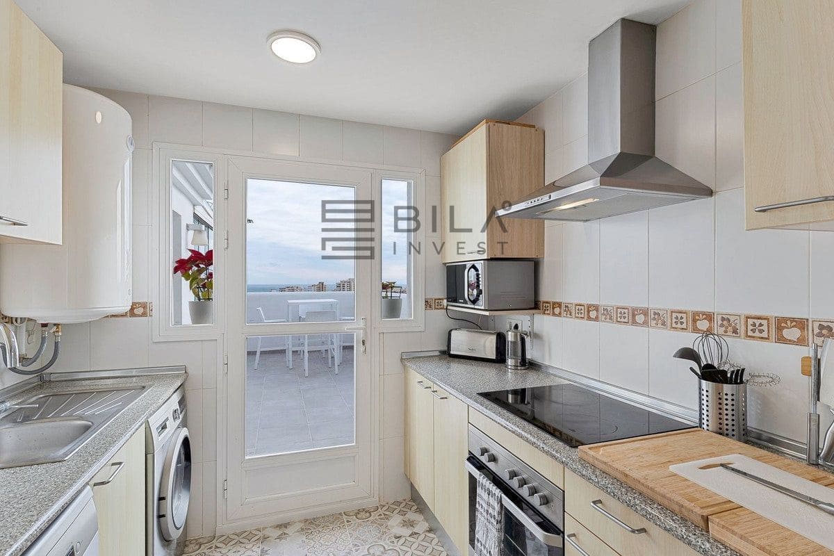 3 sovrum Takvåning till salu i Fuengirola med pool - 595 000 € (Ref: 9609782)