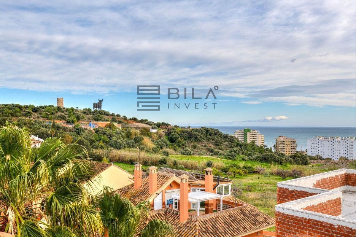 3 sovrum Takvåning till salu i Fuengirola med pool - 595 000 € (Ref: 9609782)